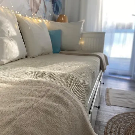Przy Plazy Victoria - Apartman Rewal